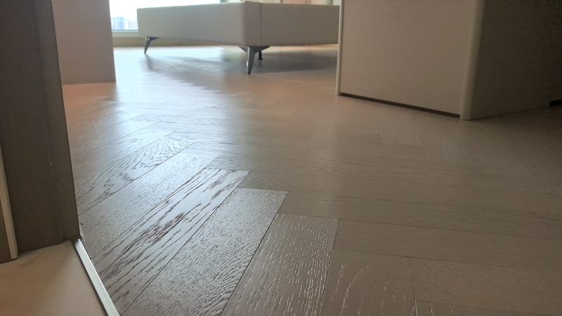 武汉木地板打蜡施工现场